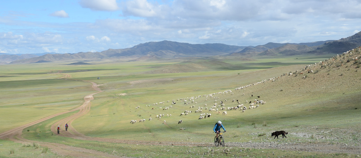 Mountain Bike Adventure to Karakorum